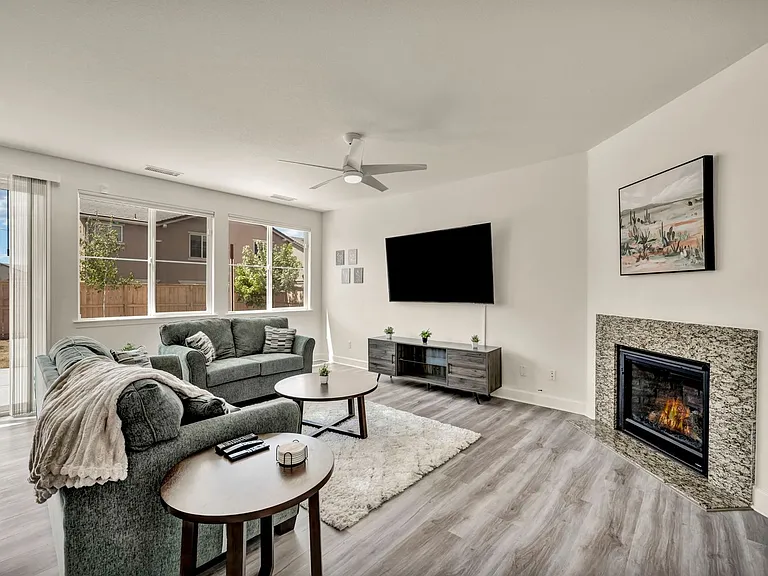 10677 Foxberry Park Dr — Photo 20