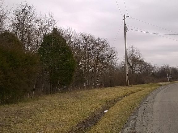 3rd image of 42 Tindale Dr