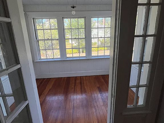 2nd image of 12-14 Hammondswood Rd