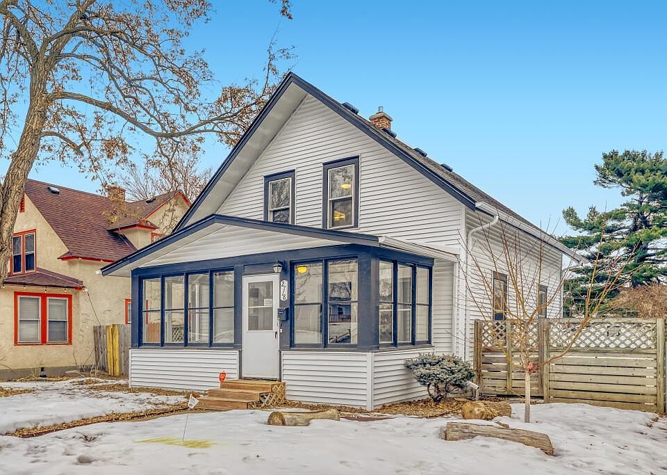 1st image of 2718 Sheridan Ave N