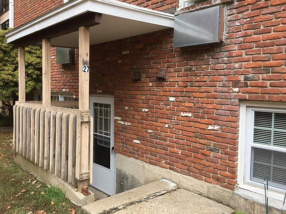 Private Entrance