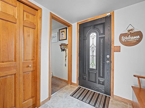 3rd image of 13711 Marven Dr