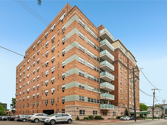 3rd image of 144 N Dithridge St APT 207