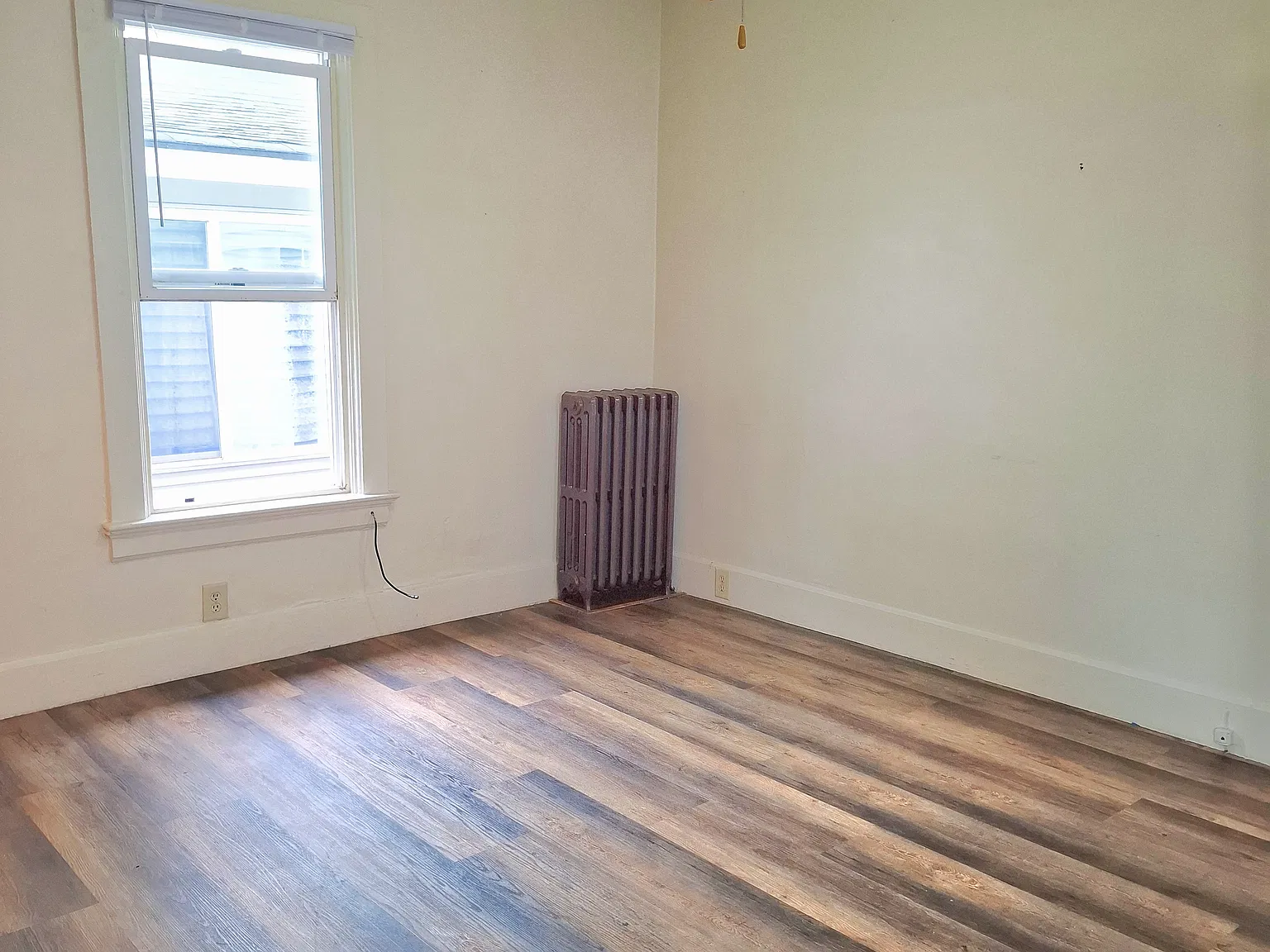 1 bed, 400 sqft, $700 — Photo 4