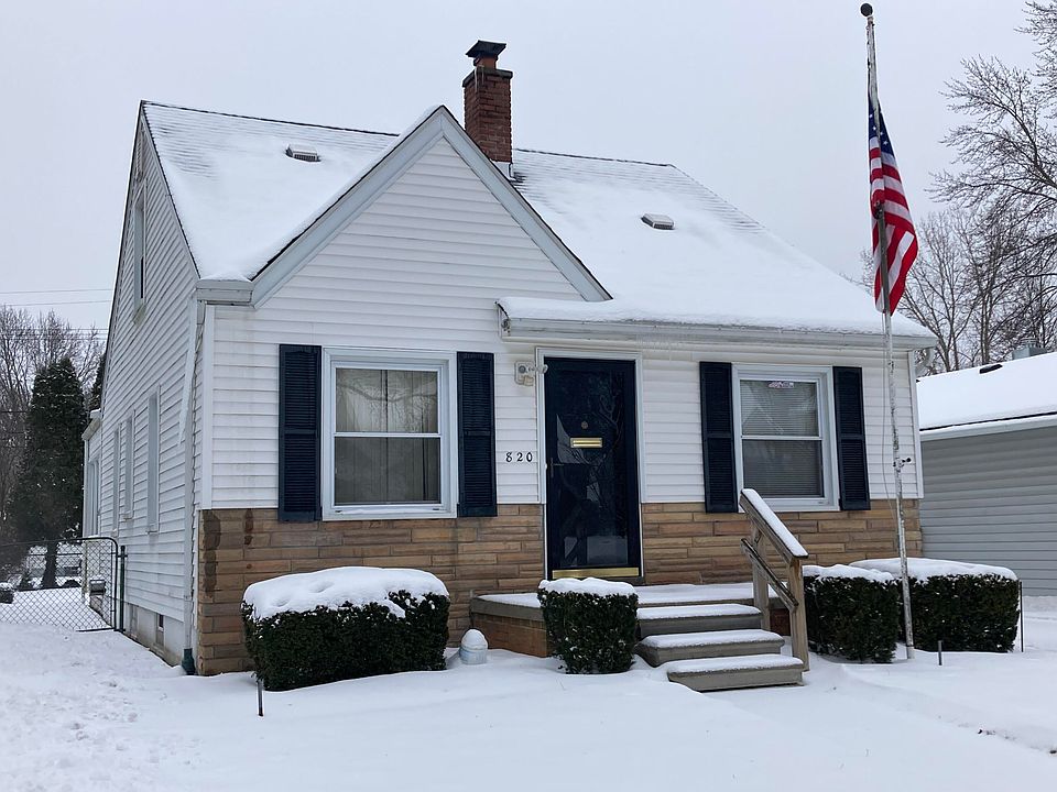 1st image of 820 N Dorchester Ave