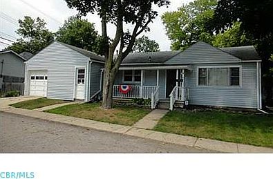 2nd image of 90 Franklin Ave