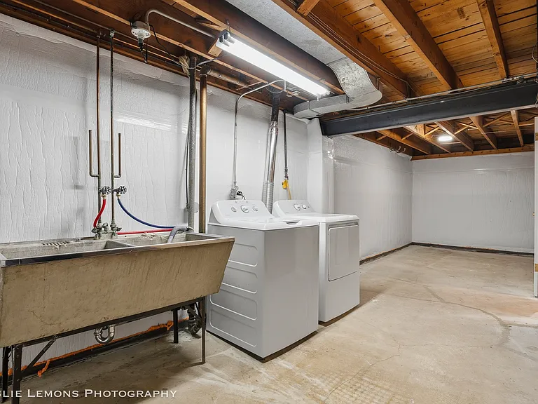 4089 Western Ave — Photo 14