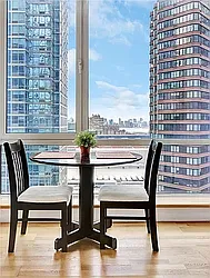 Rented by R New York