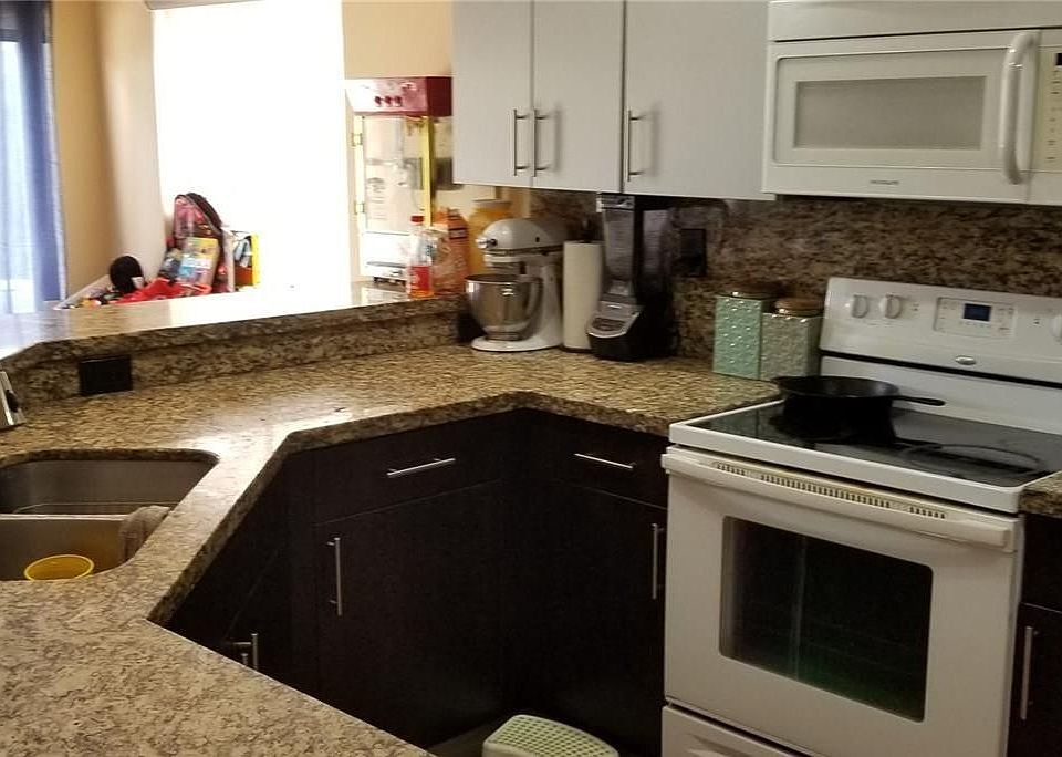 2nd image of 16363 SW 97th St