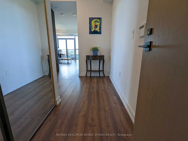 225 Village Green Sq #2602 — Photo 5