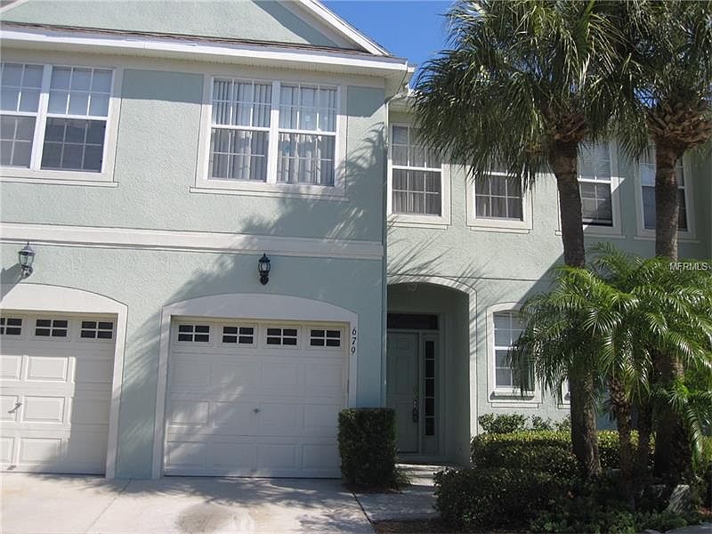 1st image of 679 Vallance Way NE