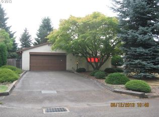 2434 SE Azalea Ct, Portland, OR 97267