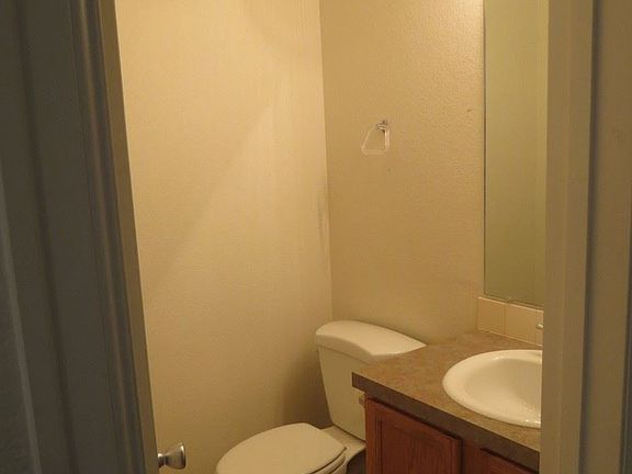 4th image of 310 Daytona Dr