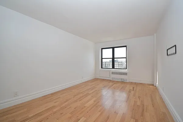 Rented by Bohemia Realty Group | media 14