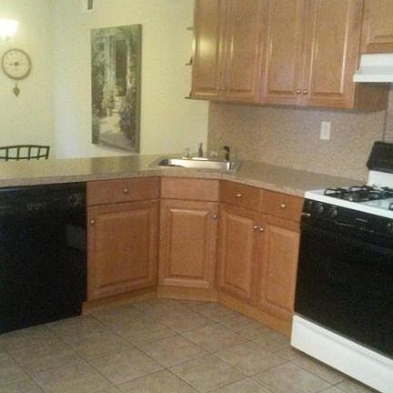 5th image of 101 Hadassah Ln
