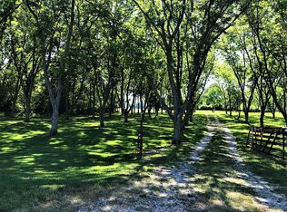 1556 Hartman Ln, Belleville, IL 62221