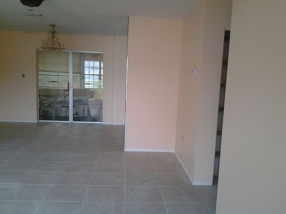4th image of 9122 Tiara Ct