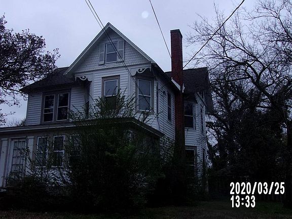 2nd image of 407 Market St
