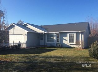 677 View Dr, Notus, ID 83656