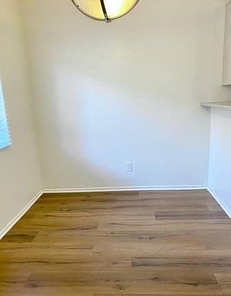 3rd image of 210 N Avenue 55