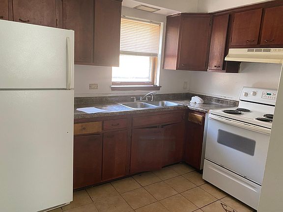 3rd image of 1133 Bellwood Ave
