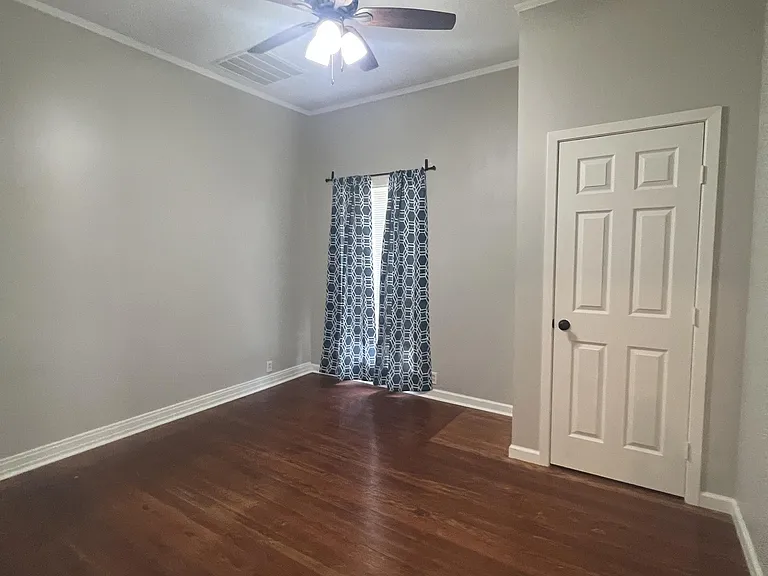 502 Pearl St #1 — Photo 7