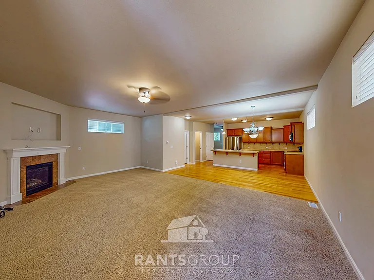 7629 Kodiak Ave NE — Photo 9