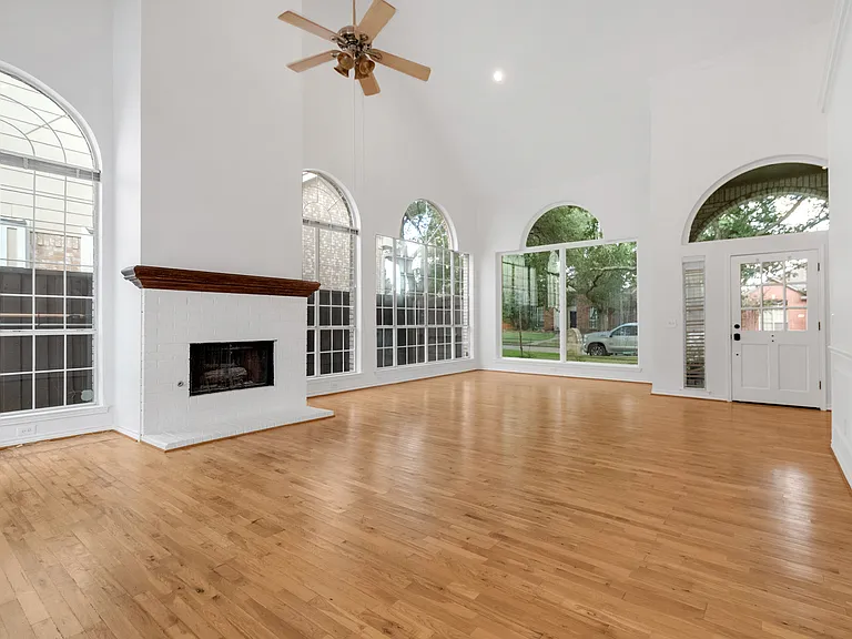 4637 Portrait Ln — Photo 5