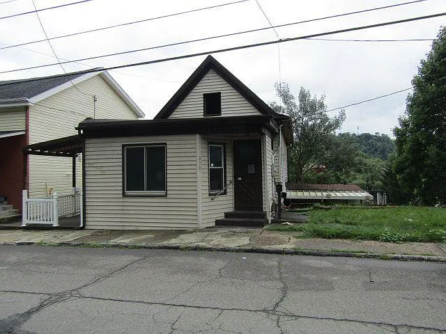 398 National Rd photo 1