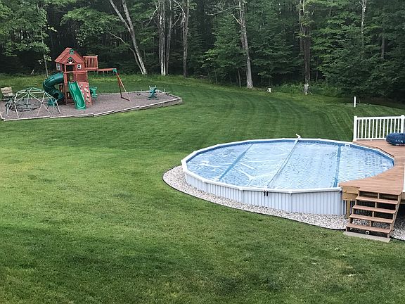 3rd image of 7103 S Woodlawn Dr