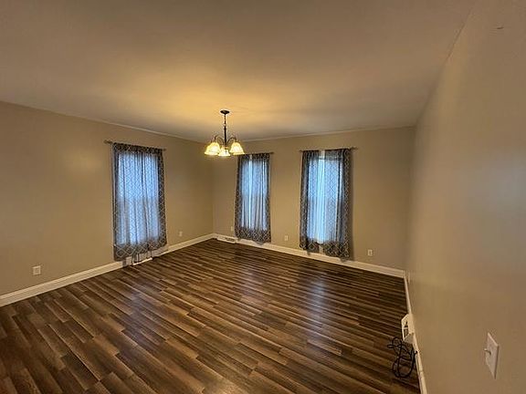 5th image of 101 N Parker St #1