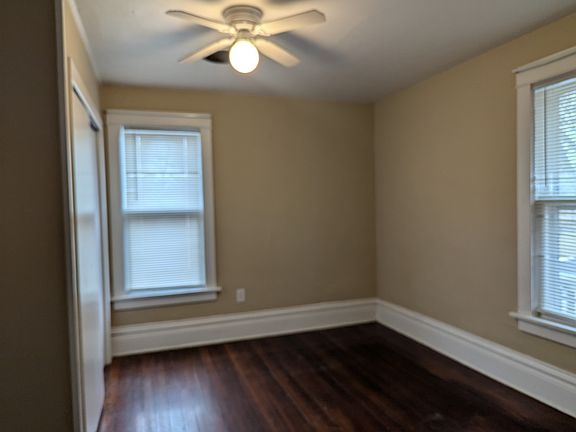 3rd image of 907 4th Ave #2