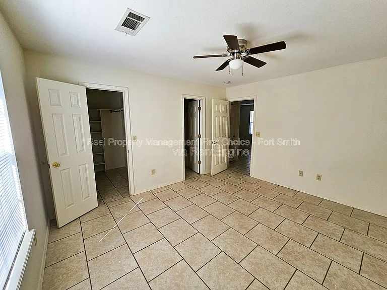 1851 Brazil Ave — Photo 7