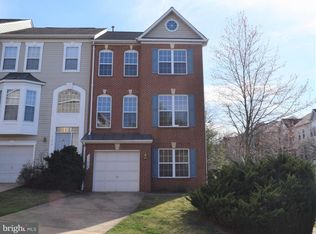 11417 Abner Ave, Fairfax, VA 22030