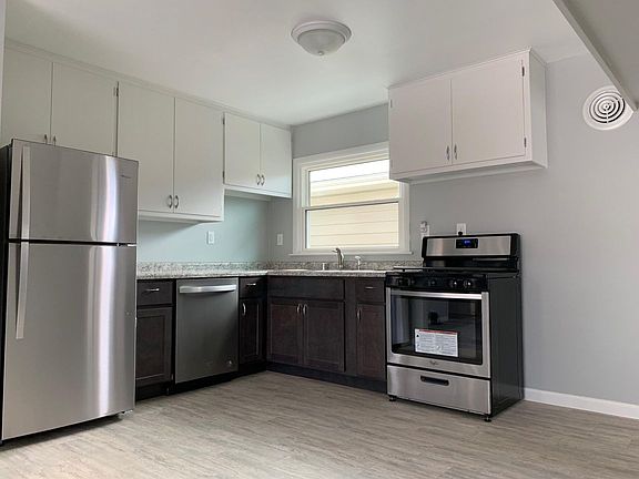 2nd image of 7209 W Lakefield Dr