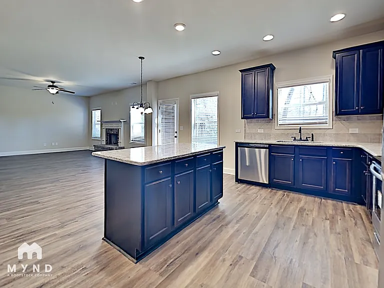 9028 Holder Rd — Photo 7