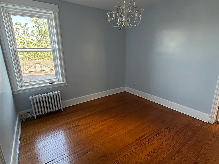 98 Reservoir Ave — Photo 6