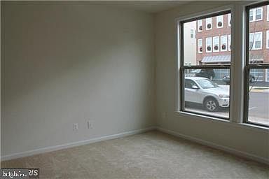 4th image of 42270 Hampton Woods Ter