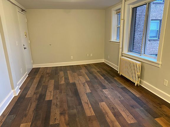 3rd image of 22 Glenbrook Rd APT 214