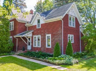 W5911 Forest Rd, Black Creek, WI 54106