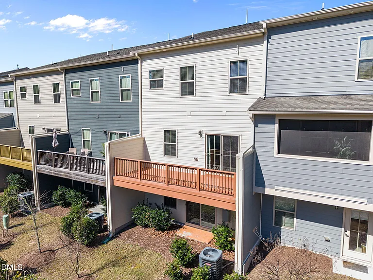 816 Channing Park Cir — Photo 34