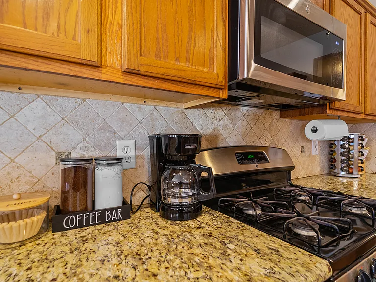 22903 Thistlebury Ln — Photo 19