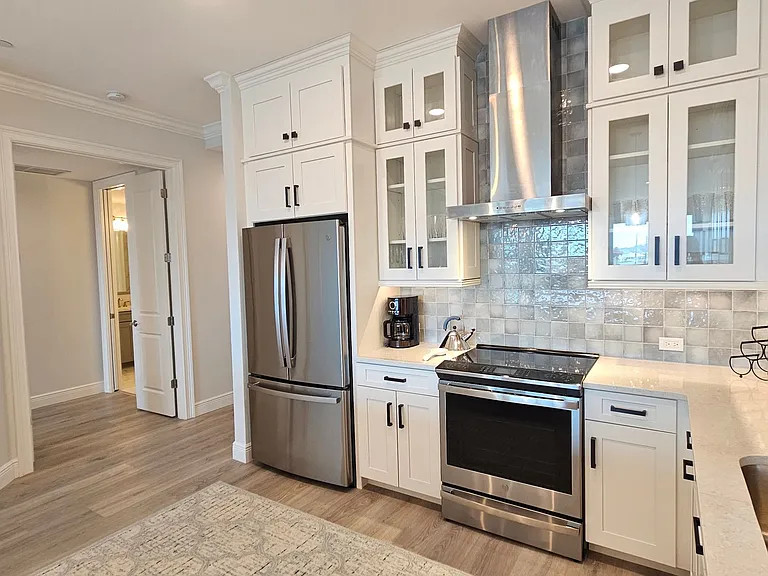503 N Tamiami Trl #301 — Photo 33