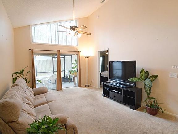 3rd image of 1264 Pin Oak Dr