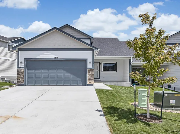 1615 Alyssaelaine Dr, Cheyenne, WY 82007