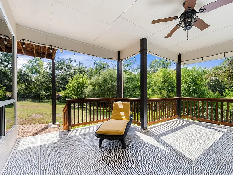 202 Top O The Lake Dr — Photo 33