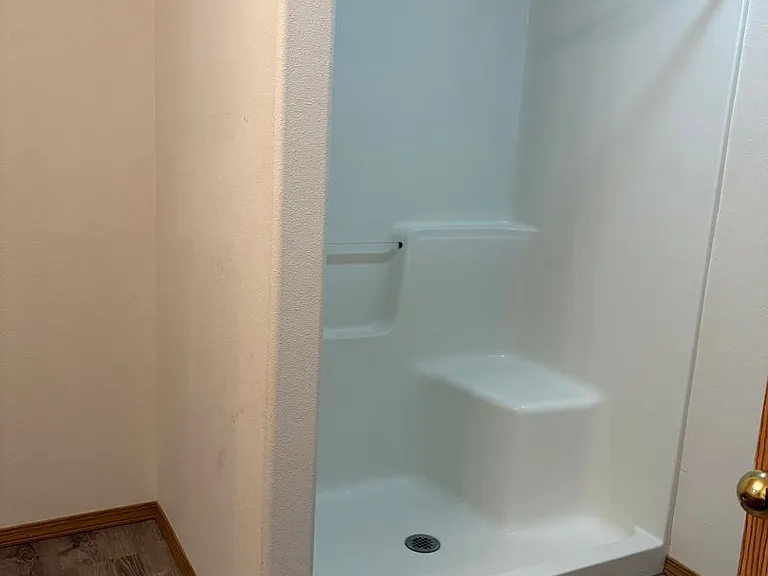 183 E Roosevelt St — Photo 27