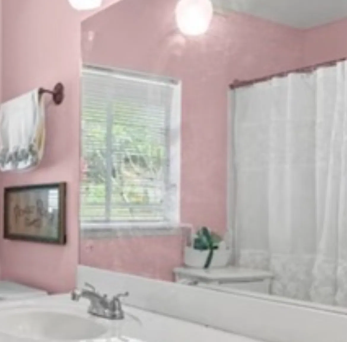 4 bed, 2701 sqft, $800 — Photo 2