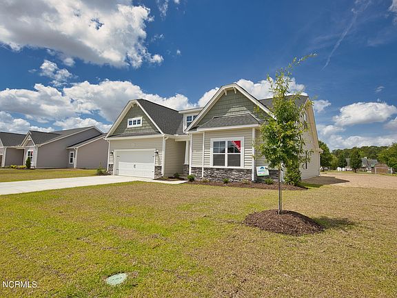 3rd image of 2852 Tucker Hill Drive
