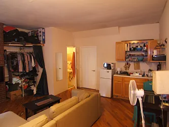 Rented by Joel Weisz, LREB